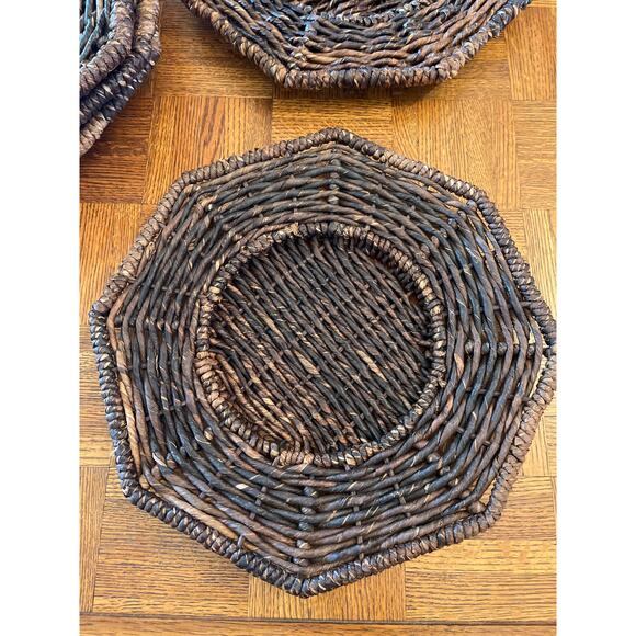 Late 20th Century Woven Banana Leaf Plate Chargers set of 5 - Picture 6 of 7